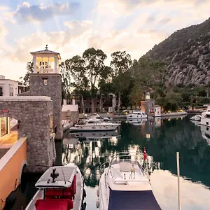 فندق Radisson Collection Hotel, Bodrum