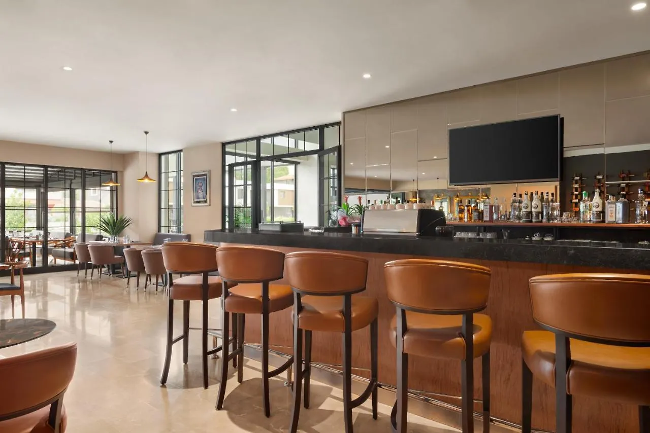 Ramada By Wyndham Izmir Aliaga Hotel